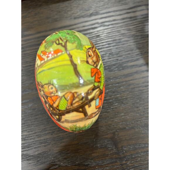 Vintage German papermache Easter egg whimsical rabbit scene - Picture 2 of 8